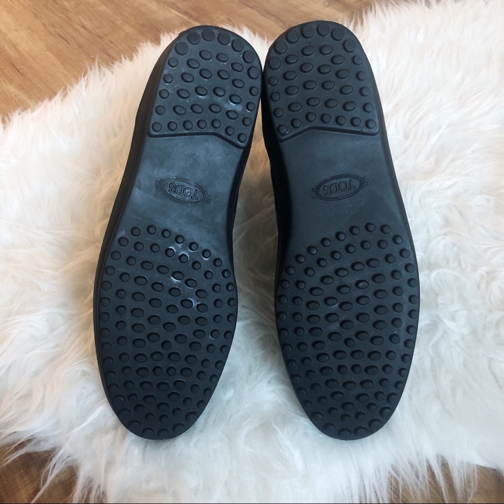 Tod’s Cap-Toe Chelsea Boots - Picture 4 of 6